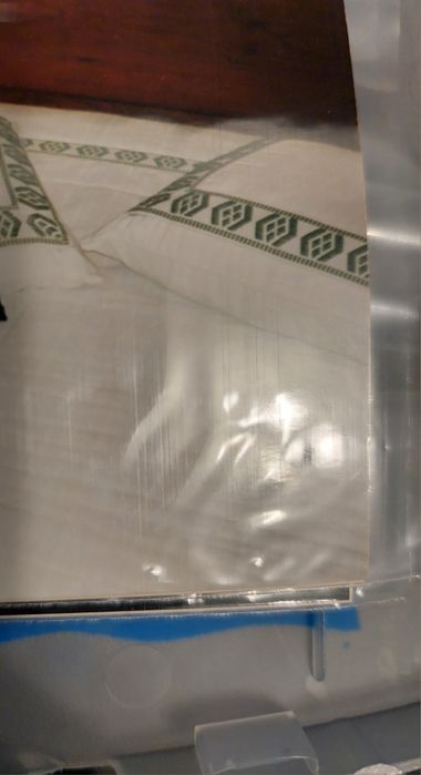 Edredom com duas almofadas decorativas