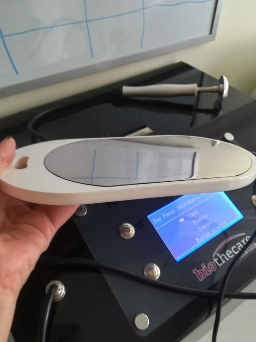 Máquina de Radiofrequência de rosto e corpo