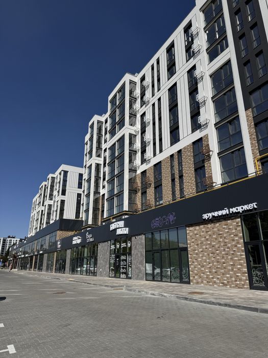 Продаж двокімнатної квартири в ЖК «Ренесанс»