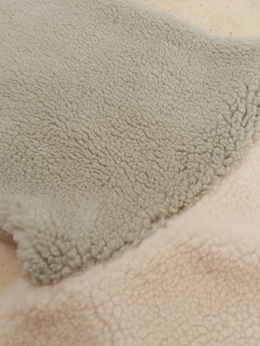 Crop top com pêlo carneiro verde/azul e branco Shein  -  S