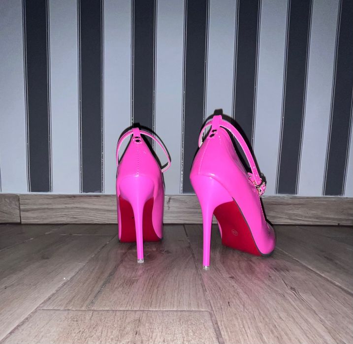 180/ ODRĘKI 43 Szpilki czółenka trans crossdress różowe 35-48