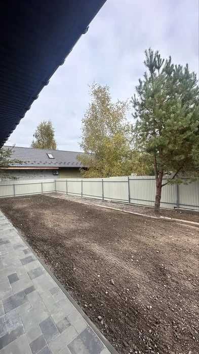 Продаж одноповерхового БУДИНКУ Ворзель 128 м2 на 5.7 сотках ГАЗ