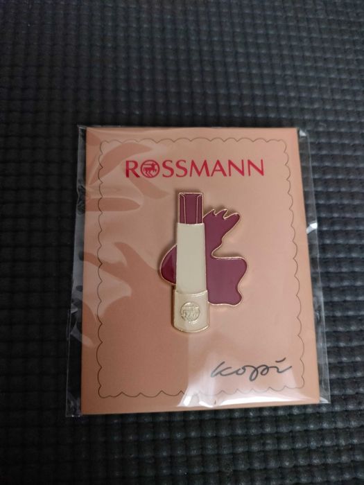 Przypinka szminka - pin rossmann