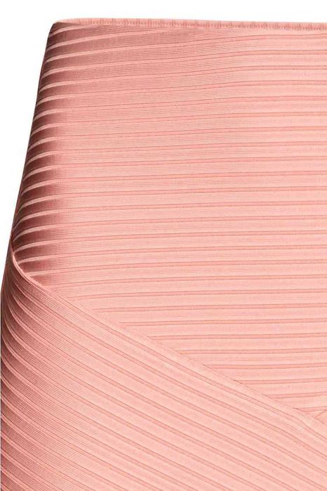 Spódniczka kopertowa różowa H&M Divided rozm. S (36) używana