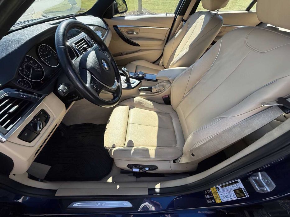 BMW 3 Series 328i xDrive      2016