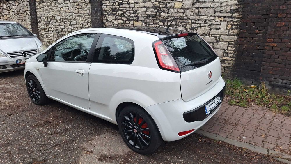 Fiat Punto Evo 1.3 Diesel | 2010 | 149 000 km | Biały / czarny dach