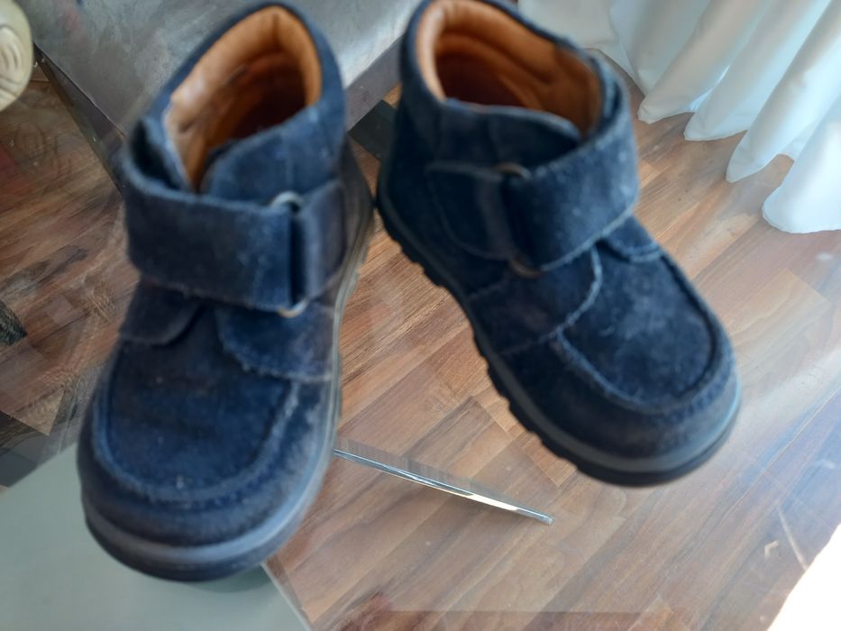 Botas unisexo azul escura baixa de preço