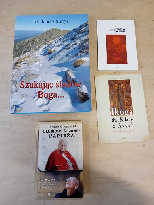 Oddam książki i albumy o tematyce religijnej 28 szt.