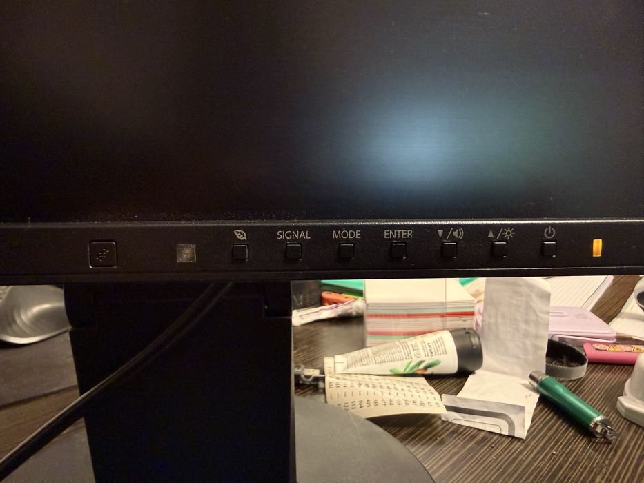 Monitor LCD Eizo FlexScan EV2436W