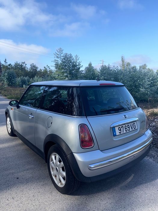 Mini One D 1.4 D ( motor toyota)