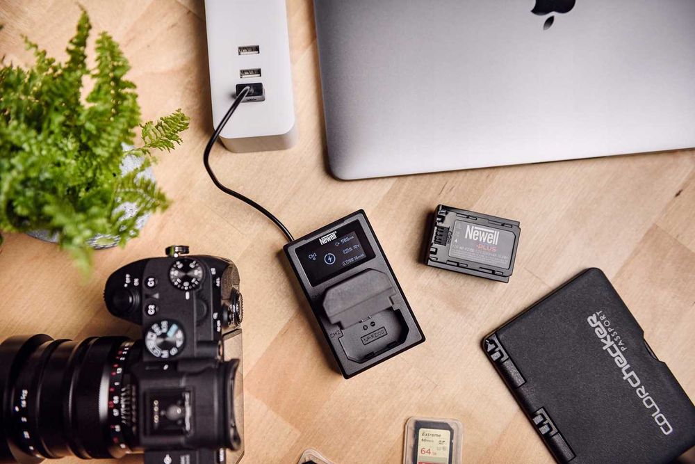 Зарядний пристрій Newell fdl-usb-c np-fz100 для Sony A7III, A7IV, A7C.