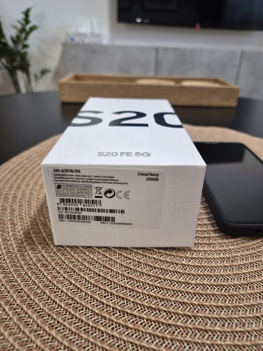 Smartfon Samsung Galaxy S20 FE 5G 8/256GB G781B/DS