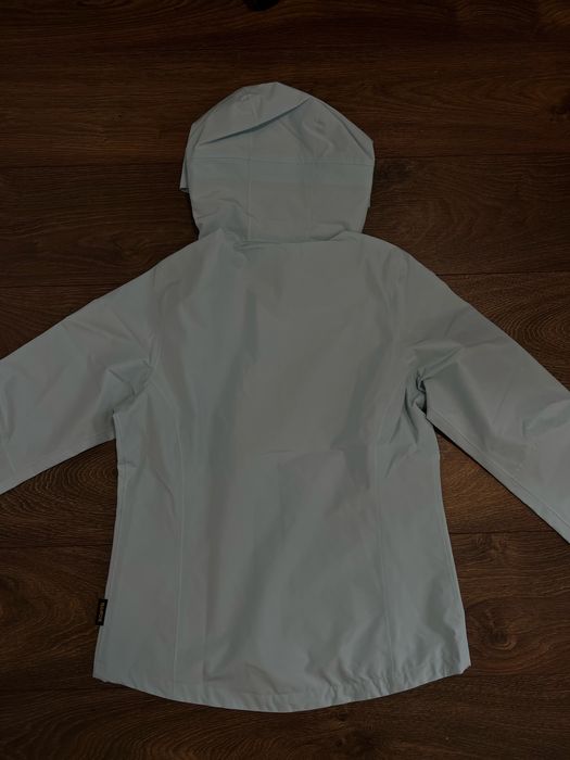 жіноча мембранна куртка jack wolfskin трекінг нова оригінальна курточк