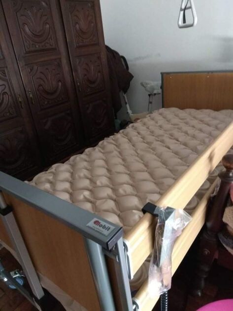 Cama Articulada com colchão anti-escaras