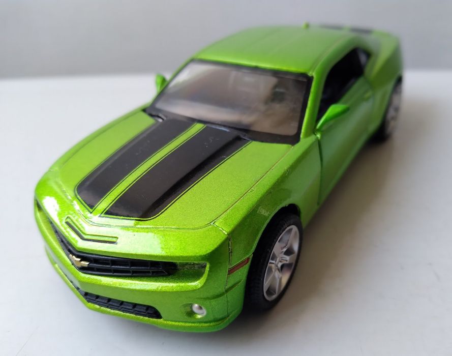 Машинка модель 1:36 Chevrolet Camaro