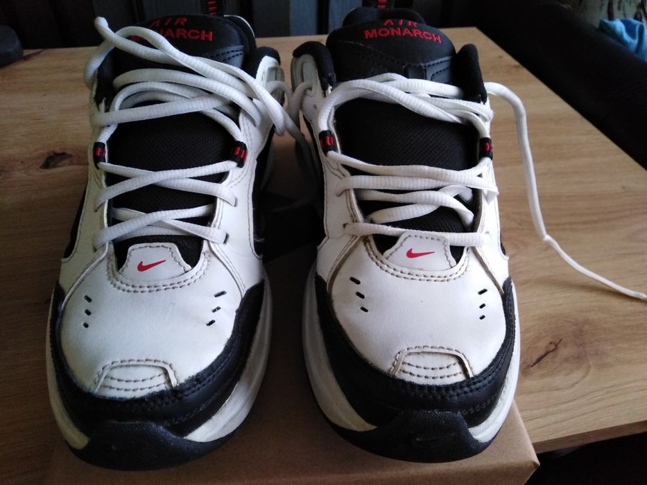 Buty nike air monarch IV