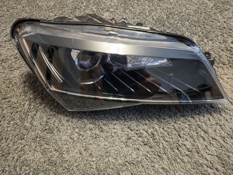 Lampy Skoda Superb3