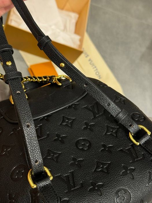 Backup Monogram LV
