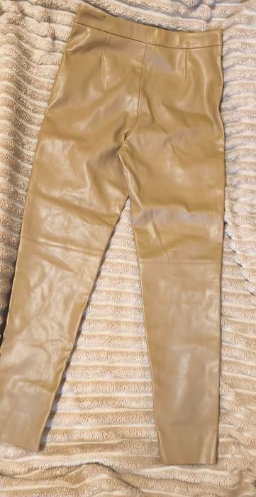 Шкіряні штани, легінси Zara, розмір М.
