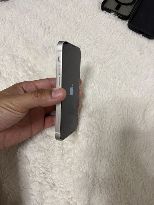 iPhone 13 mini bom estado bateria 80%