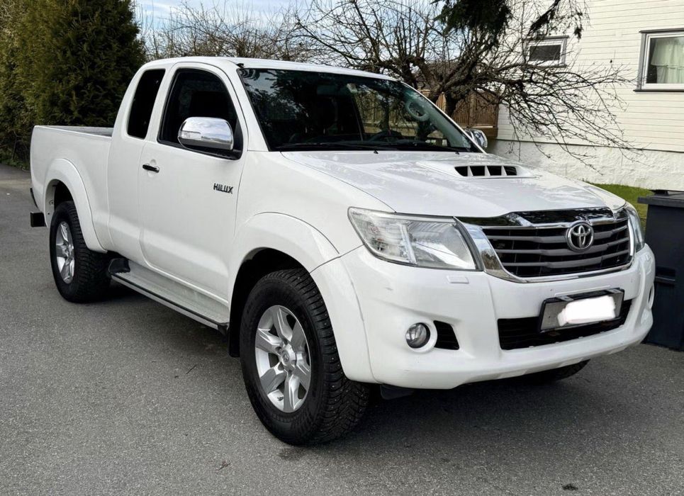 Toyota 2.5 D4D king cab