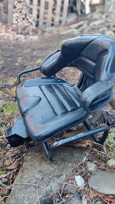 Сидіння в трактор ,погрущик і тд