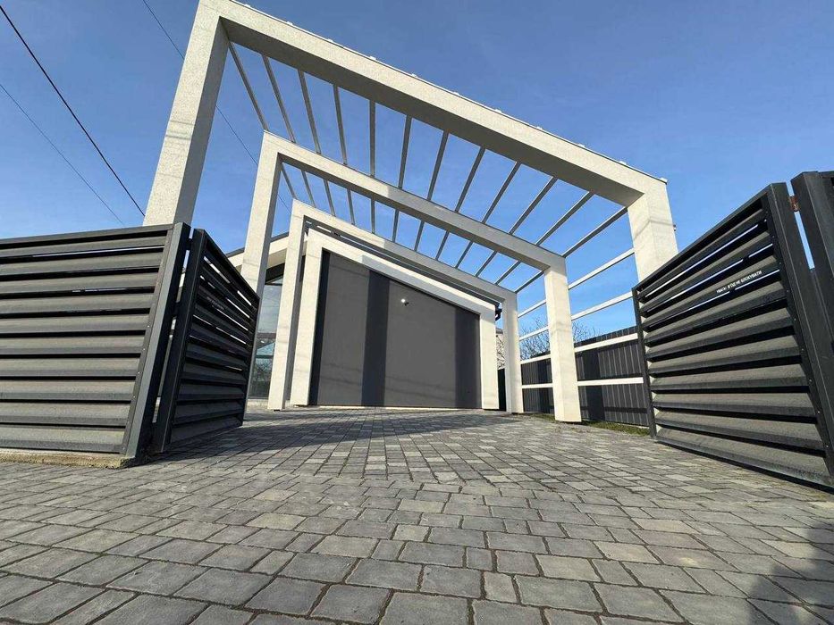 Елітний Особняк в центрі Вовчинців