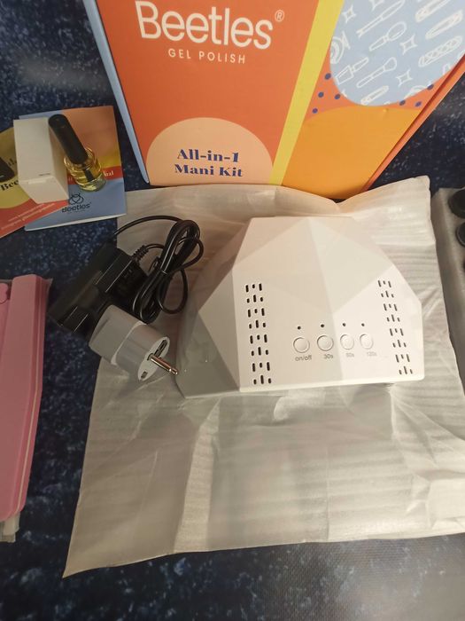 Стартовий Набір гель-лаків для нігтів Beetles з УФ лампою 48 Вт