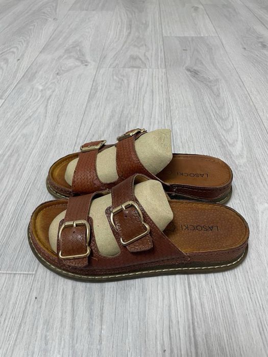Продаю шльопанці Lasocki розмір 37