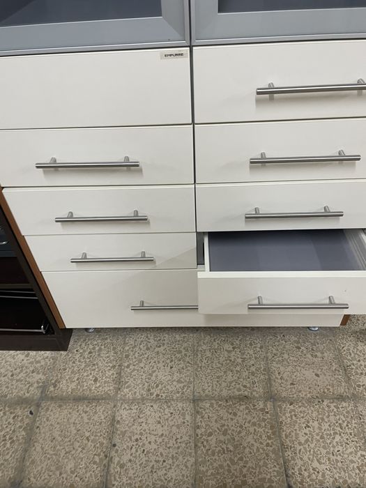 Movel  despenseiro cozinha exposicaõ