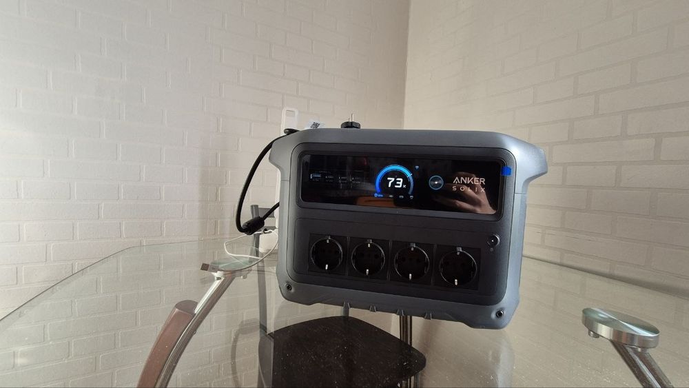 зарядна станція Anker Solix C1000 gen 2