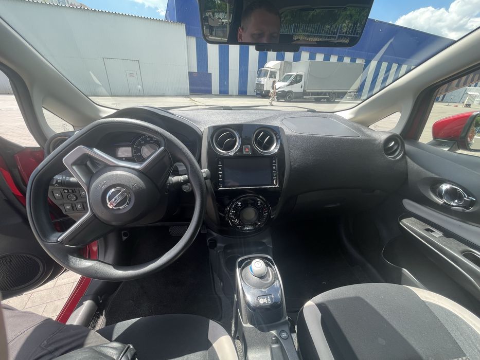 Продам Nissan Note гібрид 10500y.e.