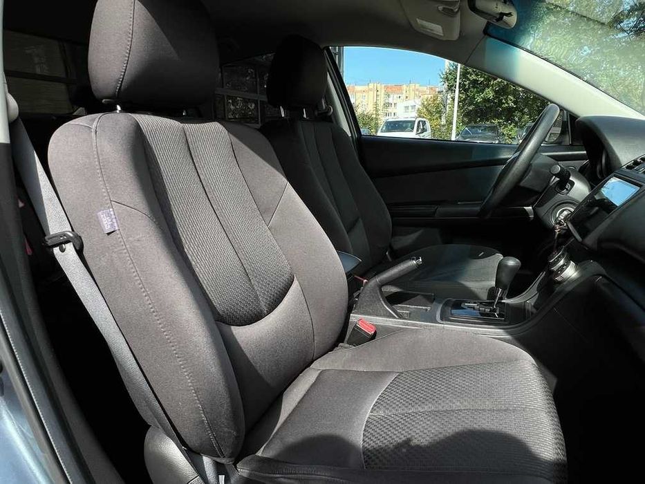 Mazda 6     2012