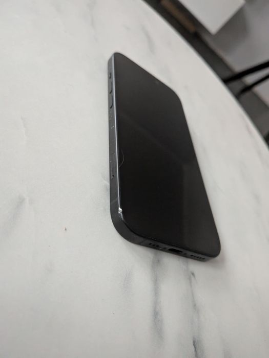 iPhone 15 128Gb Black