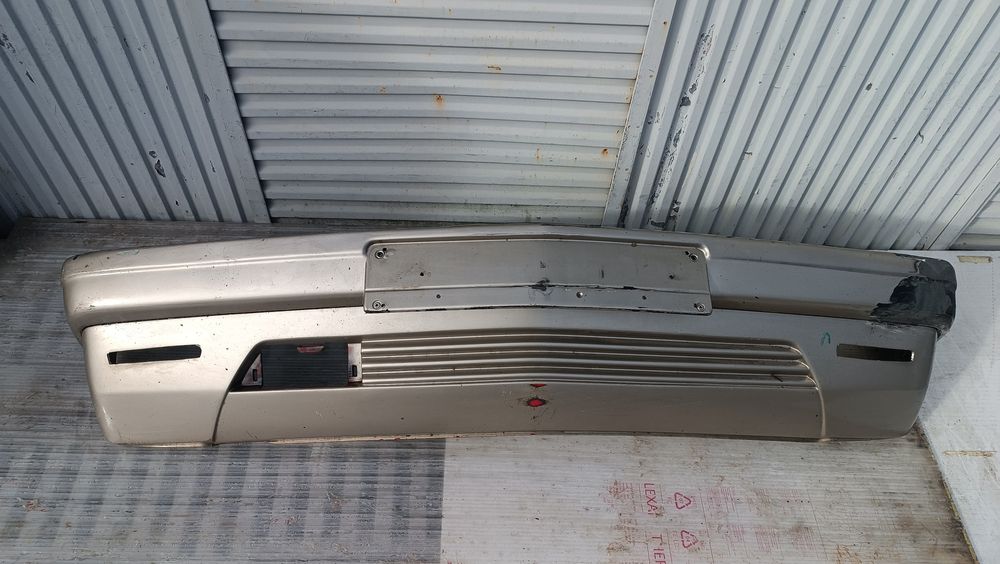Vendo parachoque de frente Mercedes Benz W 201 ano 1993/98