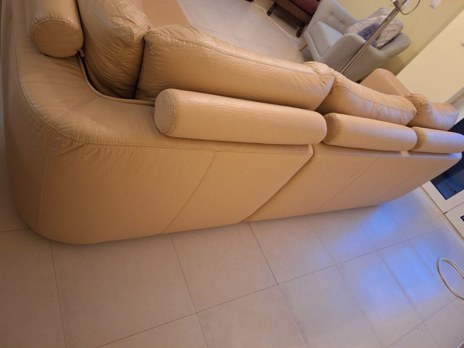 Sofa bege com chaisse longue