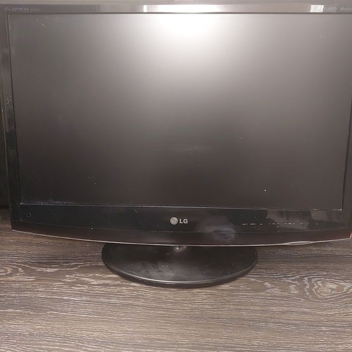 LG Flatron M2762D-PC монитор телевизор компьютер
Модель: M2762DL