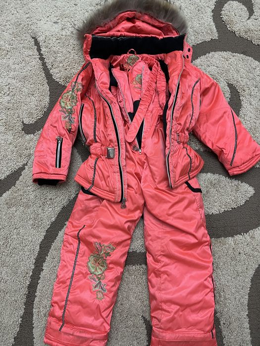 Лижній костюм , штани і курточка для дівчики 122см