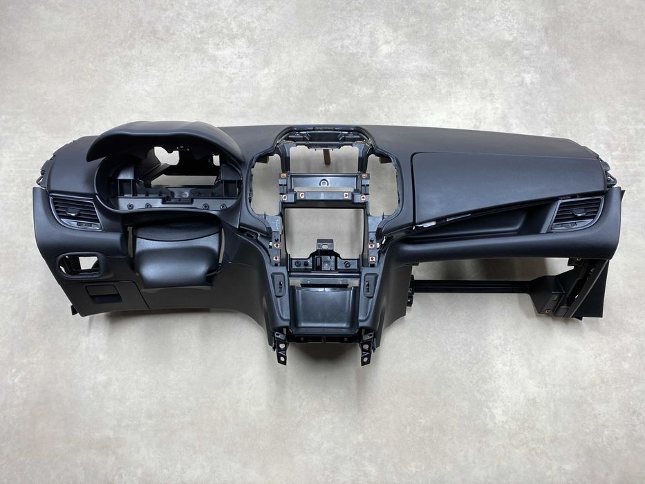 Торпедо Opel Zafira C