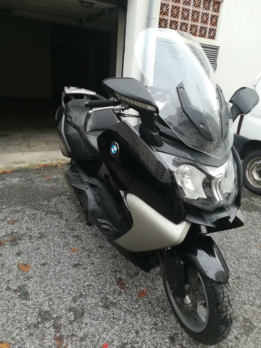 Moto maxi scooter BMW C650GT