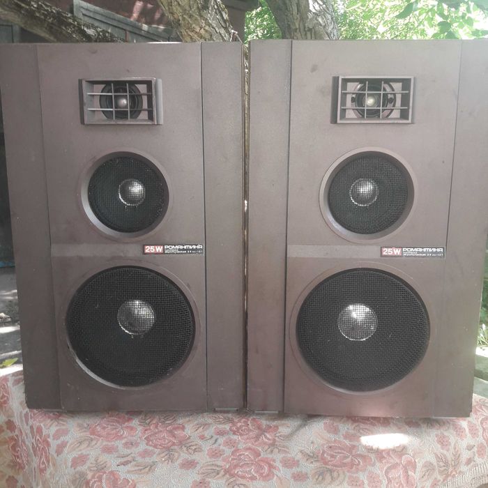 Акустические колонки в идеальном состоянии.