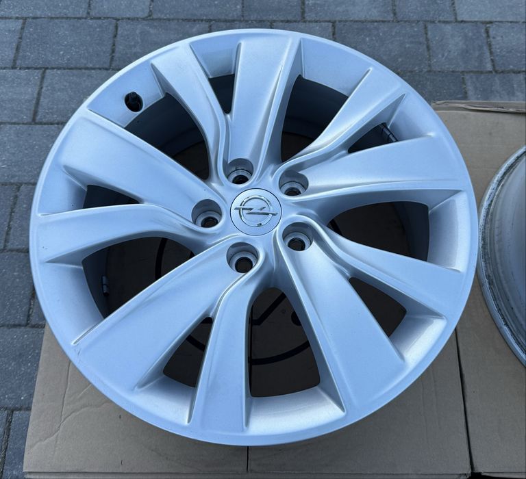 Oryginalne felgi Opel 5x115 18" Insignia B Opc Astra J Zafira C