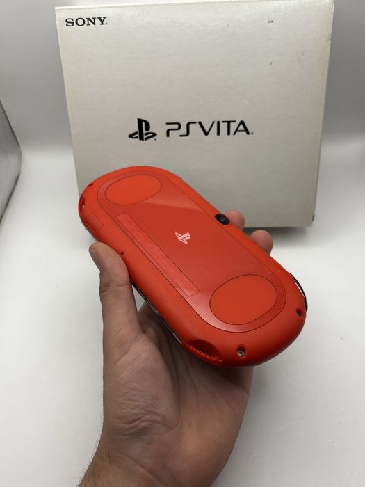 czarno czerwona konsola PS Vita slim 2000 + pudełko + kabel stan dobry