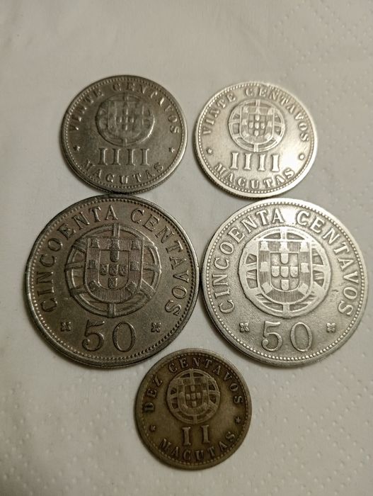 Lote Moedas Ultramar (2)