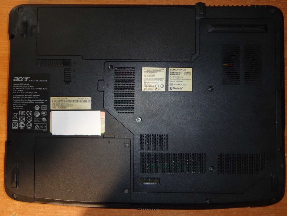 Простий ноутбук 15"- Acer Aspire 5520.