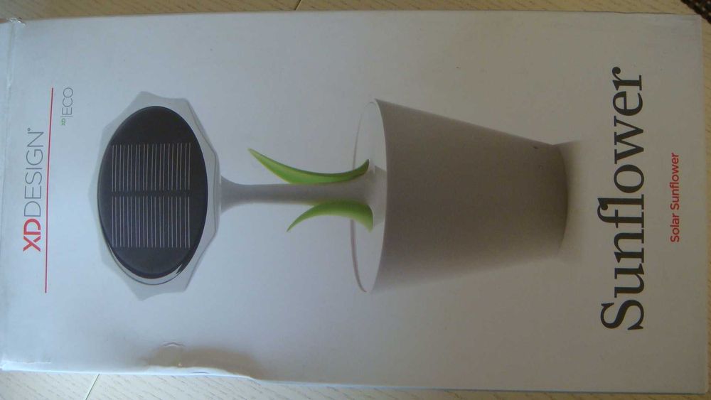 Зарядное устройство Loоoqs "Sunflower" 2500 mAh на солнечной батарее