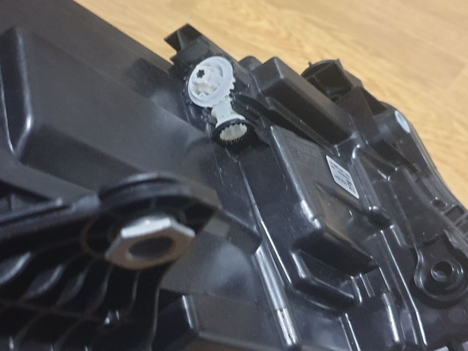 Farol bmw x1  led direcional - mod U11