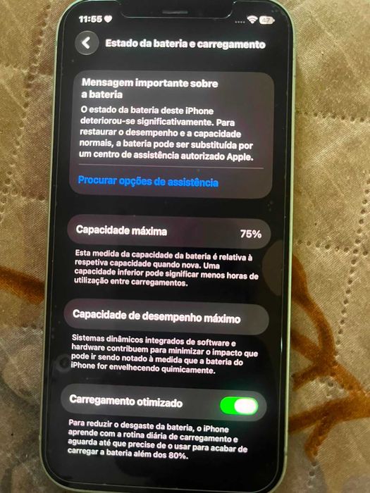 Iphone 12.