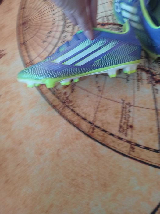 Buty piłkarskie męskie adidas 42 2/3