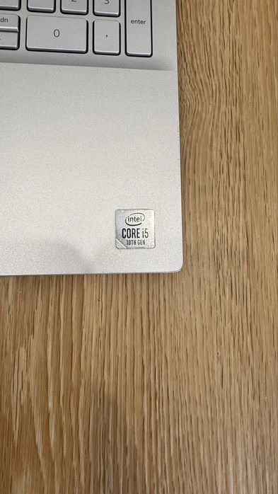 Portátil Dell Inspiron 15 5590 – i5 | 8GB RAM | SSD 256GB